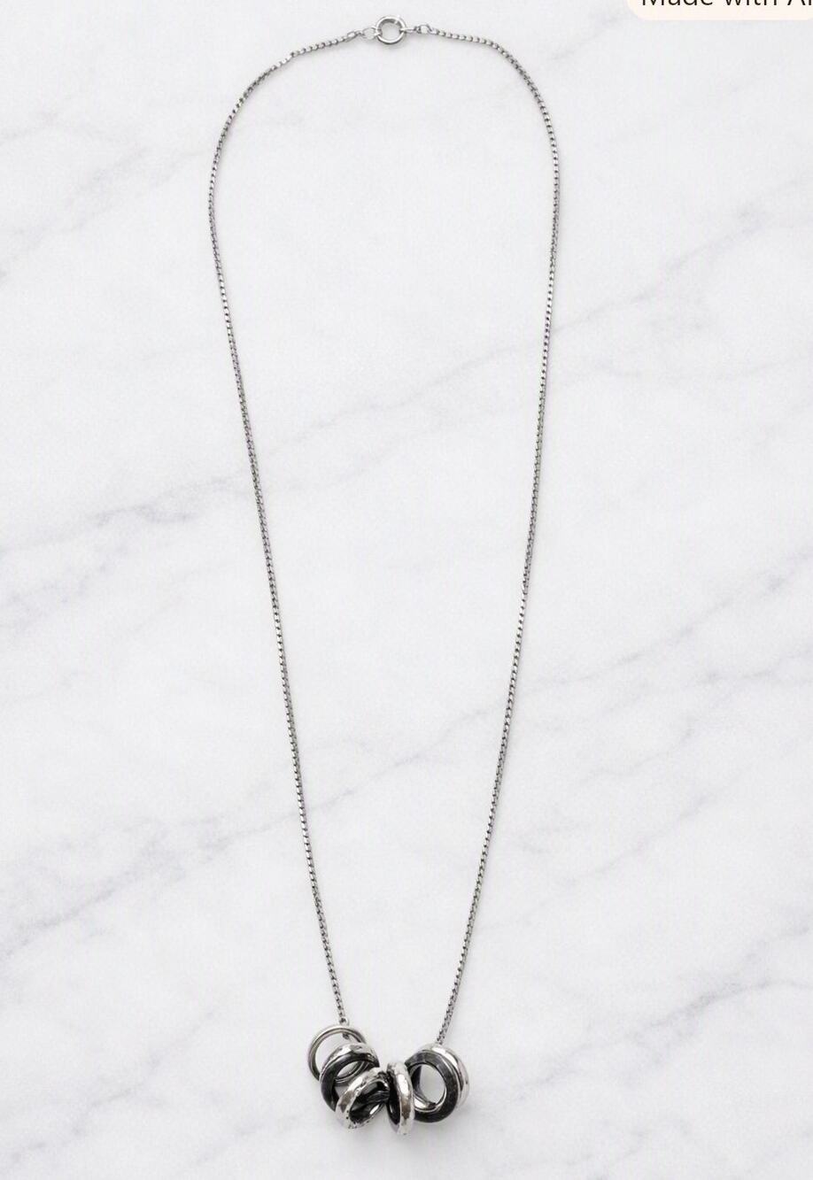 7 Multitone Ring Circle Necklace 925 Sterling Silver 18 Inch Chain Dainty VTG